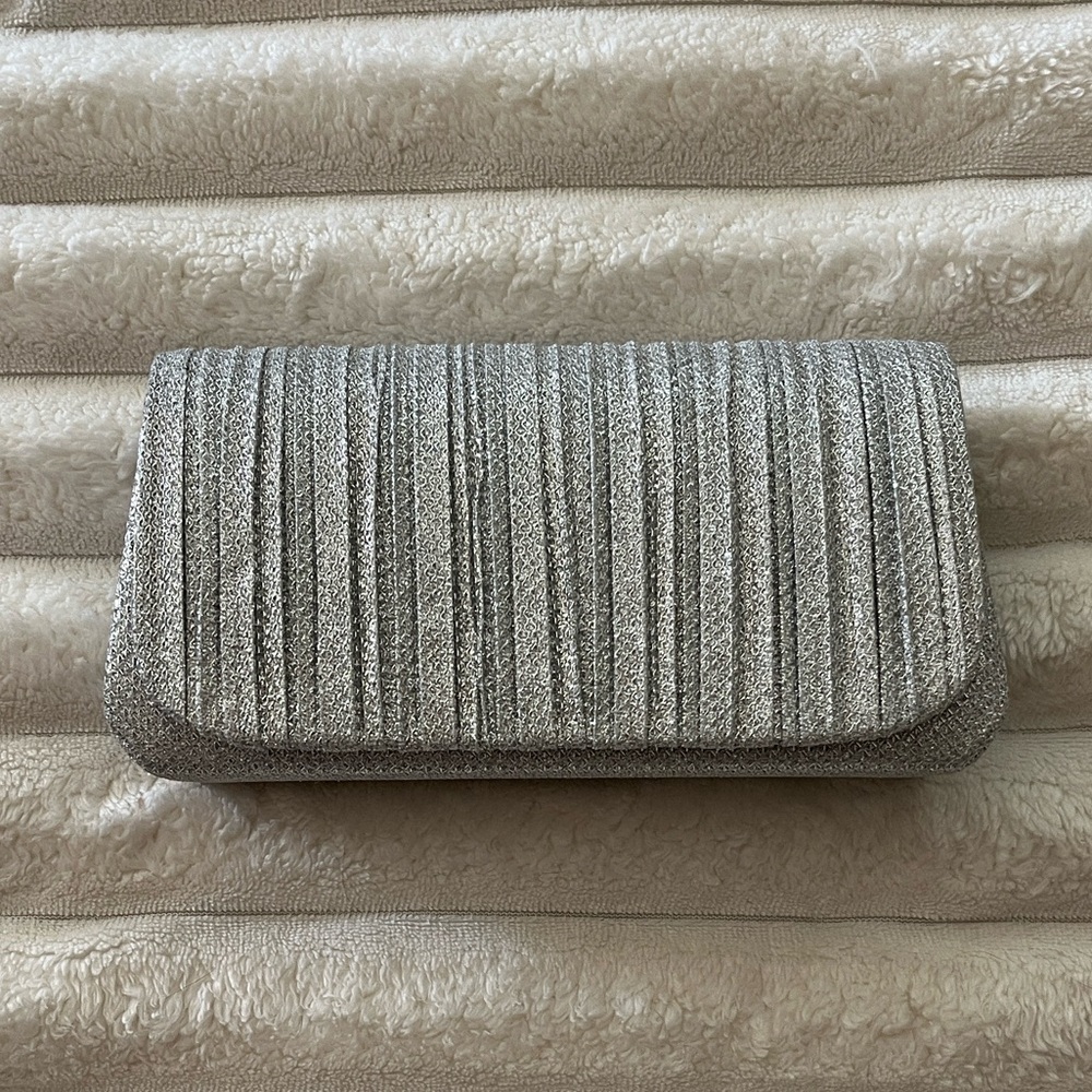 NWOT Elegant Silver Sparkle Clutch!